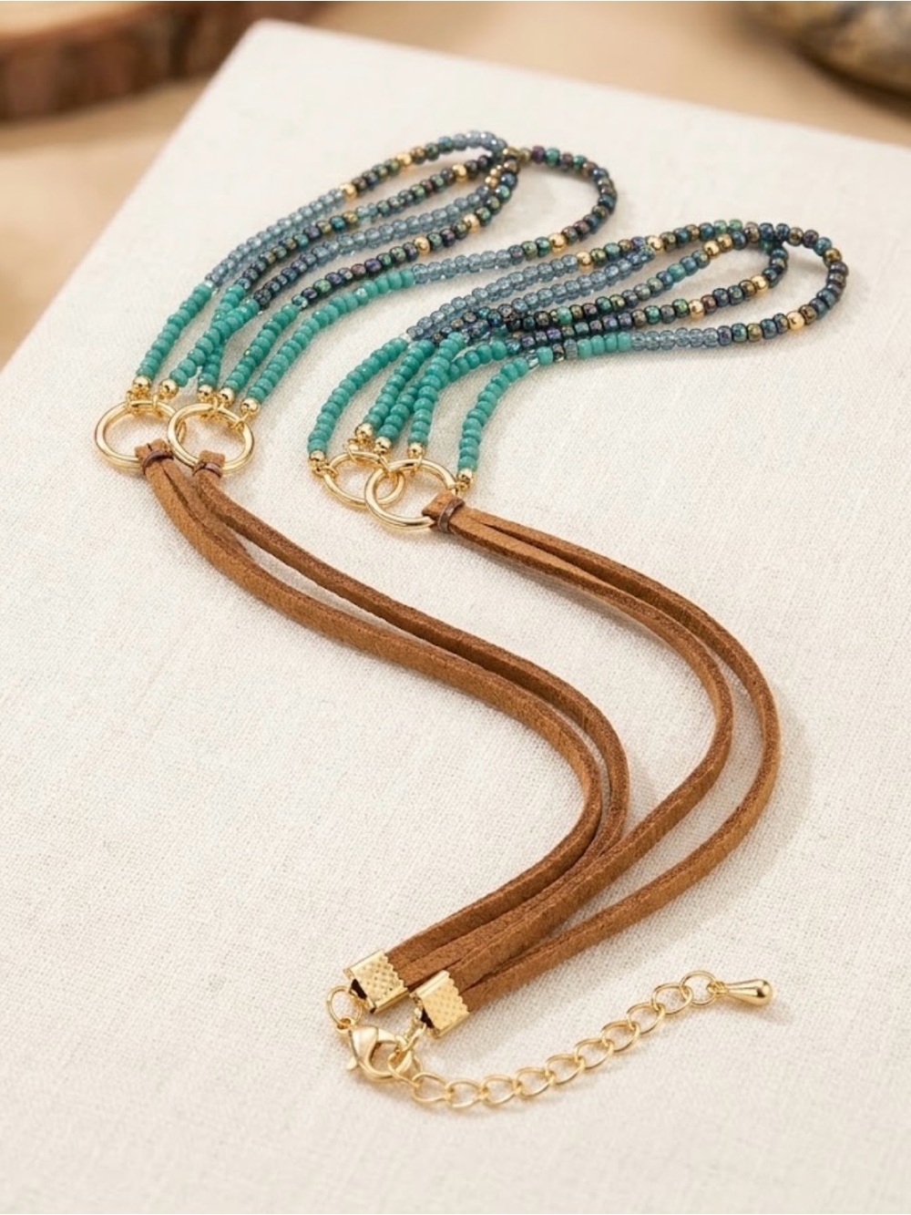 Unbranded Women's Beaded Suede Layered Bracelet/Necklace - Excellent Condition